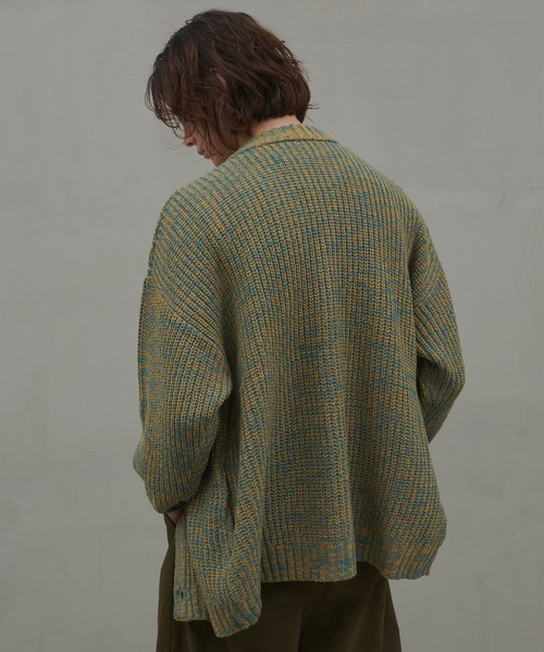 Revo.（レボ）の「Revo. 畦編み 5Gニット ボリュームスリーブ ルーズカーディガン（カーディガン/ボレロ・メンズ・ネイビー/ブラック系その他/パープル/グリーン/グリーン系その他/ベージュ系その他/ブルー/グレー/ダークオレンジ/ブラック/マスタード/ワイン・2/1）」の20枚目の写真