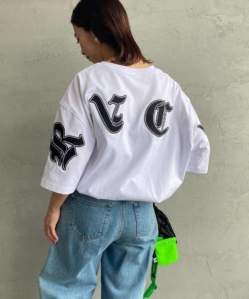 RVCA（ルーカ）の「[RVCA/ルーカ] OE FAKE RVCA バックワッペンロゴTシャツ（Tシャツ/カットソー・レディース・ホワイト/ブラック・M/L/XL）」の16枚目の写真