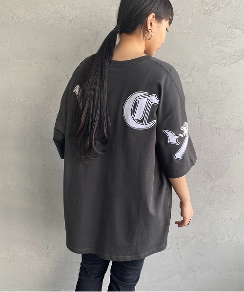 RVCA（ルーカ）の「[RVCA/ルーカ] OE FAKE RVCA バックワッペンロゴTシャツ（Tシャツ/カットソー・レディース・ホワイト/ブラック・M/L/XL）」の12枚目の写真