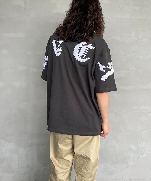 RVCA（ルーカ）の「[RVCA/ルーカ] OE FAKE RVCA バックワッペンロゴTシャツ（Tシャツ/カットソー・レディース・ホワイト/ブラック・M/L/XL）」の14枚目の写真