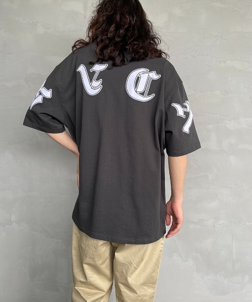 RVCA（ルーカ）の「[RVCA/ルーカ] OE FAKE RVCA バックワッペンロゴTシャツ（Tシャツ/カットソー・レディース・ホワイト/ブラック・M/L/XL）」の8枚目の写真