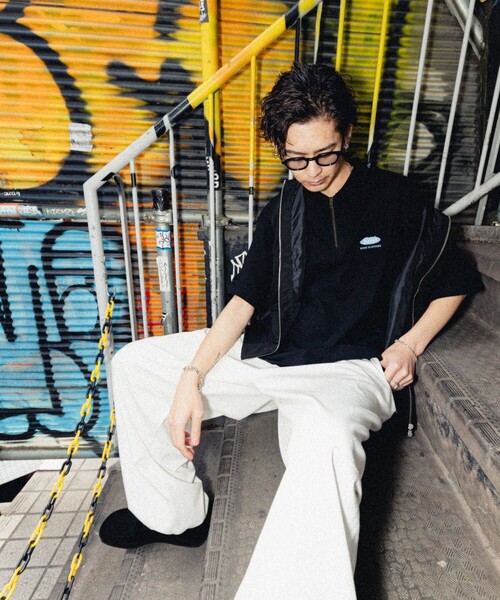 BEN DAVIS（ベンデイビス）の「【23SS】【BEN DAVIS/ベン デイヴィス】HALF ZIP POLO TEE /別注/ハーフジップポロプルオーバー/ハーフジップTシャツ/ワンポイント刺繍/ユニセックス【限定展開】（Tシャツ/カットソー・メンズ・オレンジ/ホワイト/ライトグレー/ブラック・SMALL/MEDIUM/LARGE/X-LARGE）」の7枚目の写真