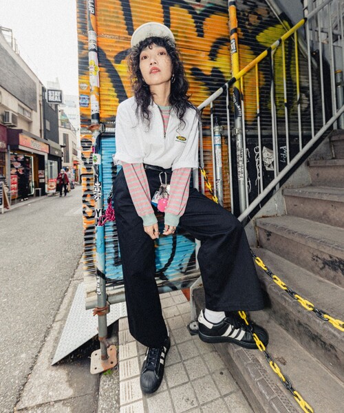 BEN DAVIS（ベンデイビス）の「【23SS】【BEN DAVIS/ベン デイヴィス】HALF ZIP POLO TEE /別注/ハーフジップポロプルオーバー/ハーフジップTシャツ/ワンポイント刺繍/ユニセックス【限定展開】（Tシャツ/カットソー・メンズ・オレンジ/ホワイト/ライトグレー/ブラック・SMALL/MEDIUM/LARGE/X-LARGE）」の11枚目の写真