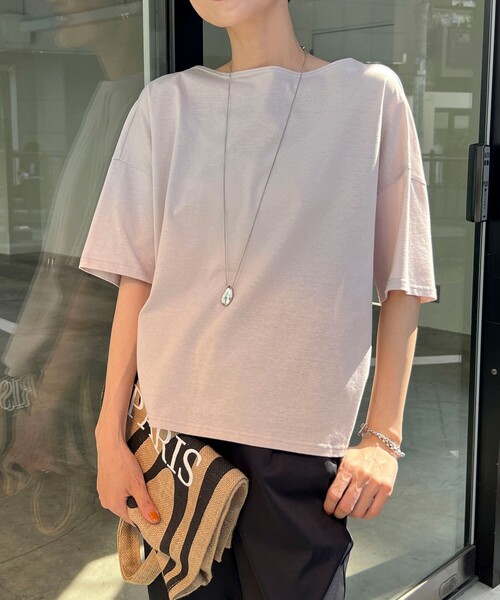 NOLLEY’S（ノーリーズ）の「MY STANDARD Tシャツ（Tシャツ/カットソー・レディース・ホワイト/ホワイト系その他5/ベビーピンク/レッド系その他4/ブラック/ホワイト系その他6/ブラウン/レッド系その他3/グレイッシュベージュ/オレンジ・1/2）」の7枚目の写真