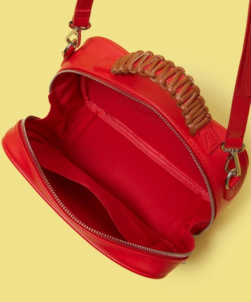 FOREVER 21(フォーエバー トゥエンティーワン)の「スクエアショルダーバッグ(ショルダーバッグ・レディース・ベージュ/レッド系その他/ブラック・FREE)」の9枚目の写真