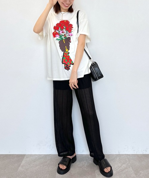 FOREVER 21(フォーエバー トゥエンティーワン)の「スクエアショルダーバッグ(ショルダーバッグ・レディース・ベージュ/レッド系その他/ブラック・FREE)」の12枚目の写真