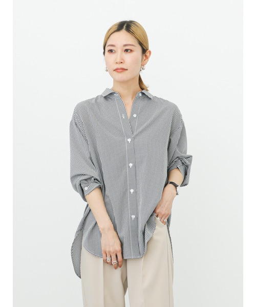 Samansa Mos2 blue（サマンサモスモスブルー）の「マルチスタイルシャツ（シャツ/ブラウス・レディース・ベージュ/ネイビー/チャコール/ブラック/サックスブルー/オフホワイト/ブルー・MEDIUM/LARGE）」の3枚目の写真