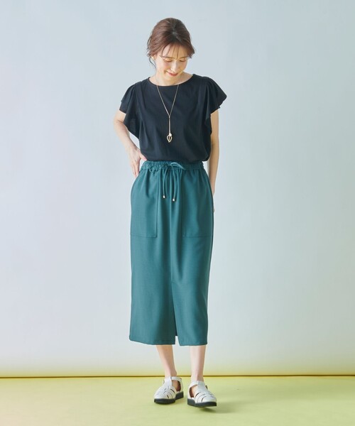 ANY（エニィ）の「【接触冷感/UVケア/シワになりにくい】フレアスリーブ Tブラウス（Tシャツ/カットソー・レディース・アイボリー系/ライトグリーン系/ブラック系/ブルー系/ライトグレー系/オールドローズ系/アイボリー系1/グリーン系・2/3）」の12枚目の写真