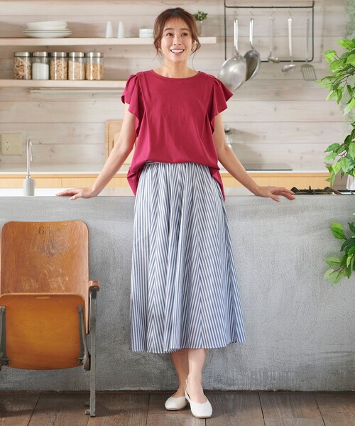 ANY（エニィ）の「【接触冷感/UVケア/シワになりにくい】フレアスリーブ Tブラウス（Tシャツ/カットソー・レディース・アイボリー系/ライトグリーン系/ブラック系/ブルー系/ライトグレー系/オールドローズ系/アイボリー系1/グリーン系・2/3）」の16枚目の写真