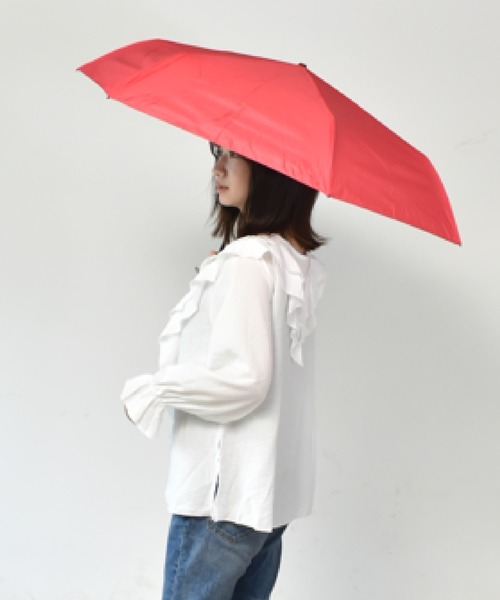 Waterfront(ウォーターフロント)の「晴雨兼用 極軽カーボン(中面コーティング)(折りたたみ傘・レディース・ブラック/ブラウン/ベージュ/グリーン/レッド/ピンク/ネイビー・FREE)」の22枚目の写真