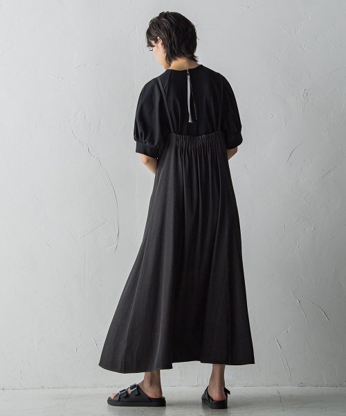 socolla（ソコラ）の「【socolla】【WEB別注】デニムキャミソールワンピース（ワンピース・レディース・ブラック/ネイビー・M）」の11枚目の写真