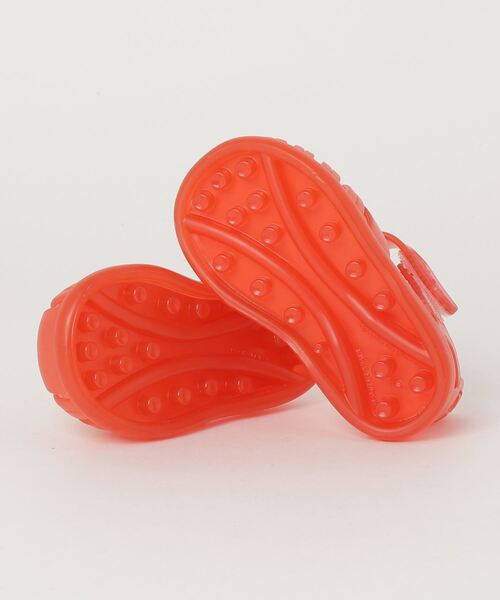 igor（イゴール）の「igor TOBBY VELCRO イゴール トビー サンダル（サンダル・キッズ・レッド/ブルー系1/クリア/レッド系1/イエロー/アクア/ピンク/ネイビー/ブルー/パープル/ブラック/オレンジ・14.5㎝/18cm/13cm/14cm/15cm/12.5cm/17cm/16cm/12cm/16.5cm）」の14枚目の写真