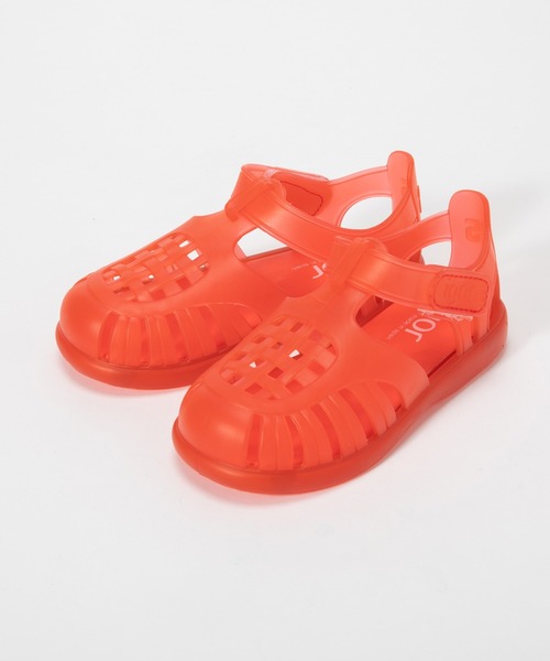 igor（イゴール）の「igor TOBBY VELCRO イゴール トビー サンダル（サンダル・キッズ・レッド/ブルー系1/クリア/レッド系1/イエロー/アクア/ピンク/ネイビー/ブルー/パープル/ブラック/オレンジ・14.5㎝/18cm/13cm/14cm/15cm/12.5cm/17cm/16cm/12cm/16.5cm）」の9枚目の写真