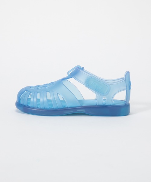 igor（イゴール）の「igor TOBBY VELCRO イゴール トビー サンダル（サンダル・キッズ・レッド/ブルー系1/クリア/レッド系1/イエロー/アクア/ピンク/ネイビー/ブルー/パープル/ブラック/オレンジ・14.5㎝/18cm/13cm/14cm/15cm/12.5cm/17cm/16cm/12cm/16.5cm）」の16枚目の写真