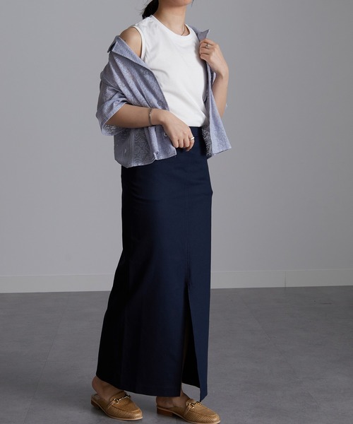 RANAN（ラナン）の「〈Beautiful Cotton　綿100％〉UVカット/接触冷感　ラウンドヘム無地タンクトップ　レギュラー丈（タンクトップ・レディース・ライトグレー/チャコール/ブラック/オフホワイト/オレンジ系その他/ダークブラウン/その他/パープル・L/LL/M）」の12枚目の写真