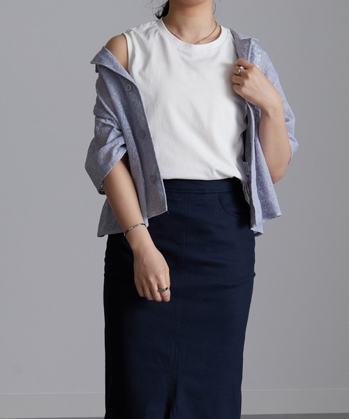 RANAN（ラナン）の「〈Beautiful Cotton　綿100％〉UVカット/接触冷感　ラウンドヘム無地タンクトップ　レギュラー丈（タンクトップ・レディース・ライトグレー/チャコール/ブラック/オフホワイト/オレンジ系その他/ダークブラウン/その他/パープル・L/LL/M）」の13枚目の写真