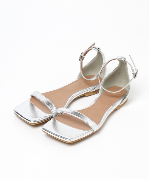 LEPSIM（レプシィム）の「アンクルストラップフラットサンダル　907841（サンダル・レディース・シルバー/ブラック/ベージュ・MEDIUM/LARGE）」の13枚目の写真