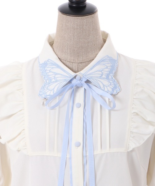axesfemmeポエティックバタフライ刺繍襟半袖ブラウス axes femme POETIQUE（アクシーズファムポエティック）の