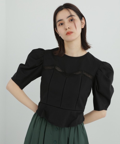JILL STUART(ジルスチュアート)の「◆レースドッキングカットソートップス(Tシャツ/カットソー・レディース・ブラック/ホワイト・FREE)」の2枚目の写真