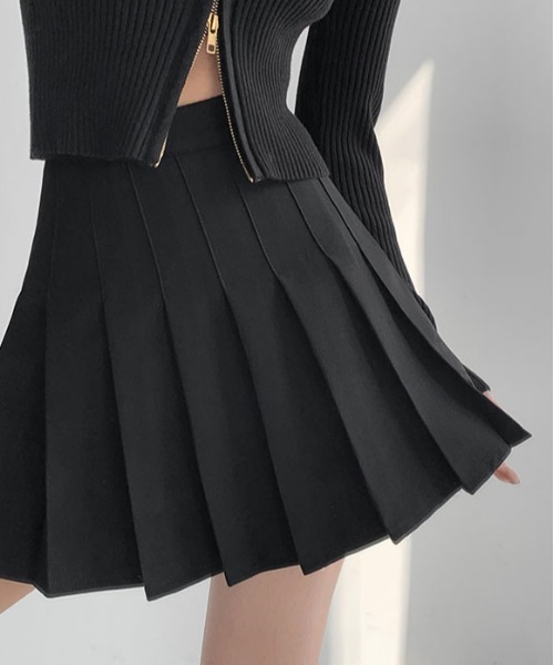 ibeul_（イベール）の「ワイドプリーツミニスカート（スカート・レディース・ホワイト/ブラック/ブラウン/グレー・M/S/L）」の3枚目の写真