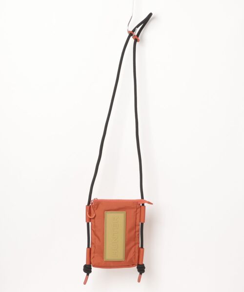 HUNTER(ハンター)の「【HUNTER】TRAVEL RIPSTOP PHONE POUCH(ショルダーバッグ・メンズ・グリーン/ホワイト系その他/ブラック/ブラウン/ベージュ/ダークパープル/ブラック系その他・FREE)」の5枚目の写真