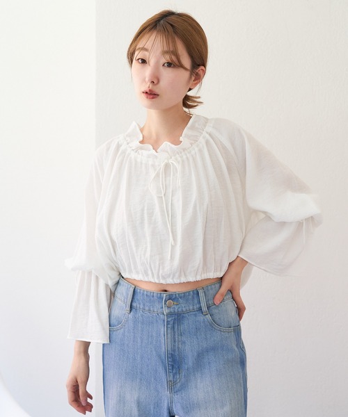 Kastane(カスタネ)の「ワッシャー楊柳ギャザーブラウス(シャツ/ブラウス・レディース・オフホワイト/サックスブルー/ブラック・FREE)」の7枚目の写真