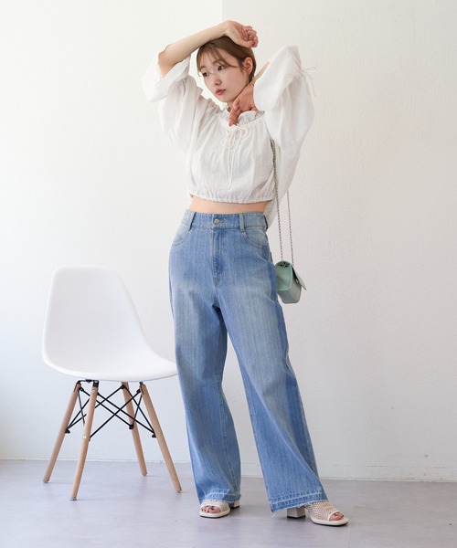 Kastane(カスタネ)の「ワッシャー楊柳ギャザーブラウス(シャツ/ブラウス・レディース・オフホワイト/サックスブルー/ブラック・FREE)」の8枚目の写真