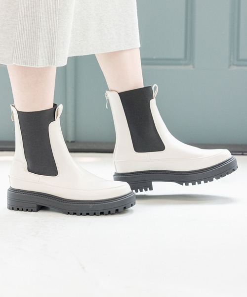 BAYFLOW（ベイフロー）の「※厚底バッグZIP サイドゴアブーツ 2（ブーツ・レディース・アイボリー/ブラック・SMALL/MEDIUM/LARGE）」の21枚目の写真