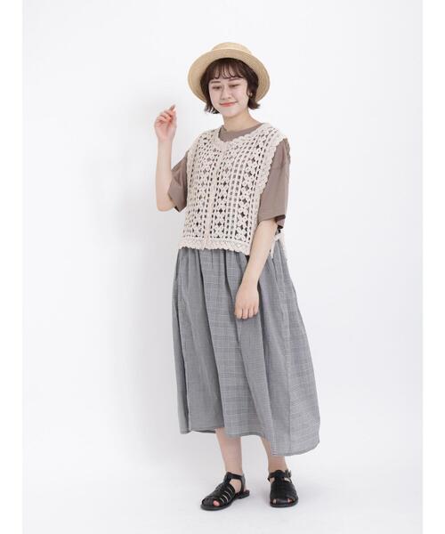 Samansa Mos2（サマンサ モスモス）の「かぎ針風ニットベスト（ベスト・レディース・ブラック/モカ/キナリ・F）」の10枚目の写真