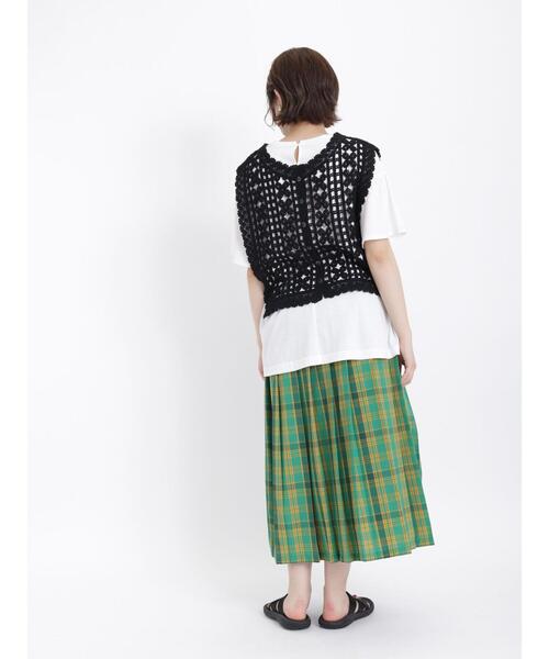 Samansa Mos2（サマンサ モスモス）の「かぎ針風ニットベスト（ベスト・レディース・ブラック/モカ/キナリ・F）」の16枚目の写真