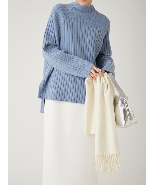 emmi（エミ）の「【emmi atelier】カラーストール（マフラー・レディース・ダークブルー/イエロー/オフホワイト・FREE）」の6枚目の写真