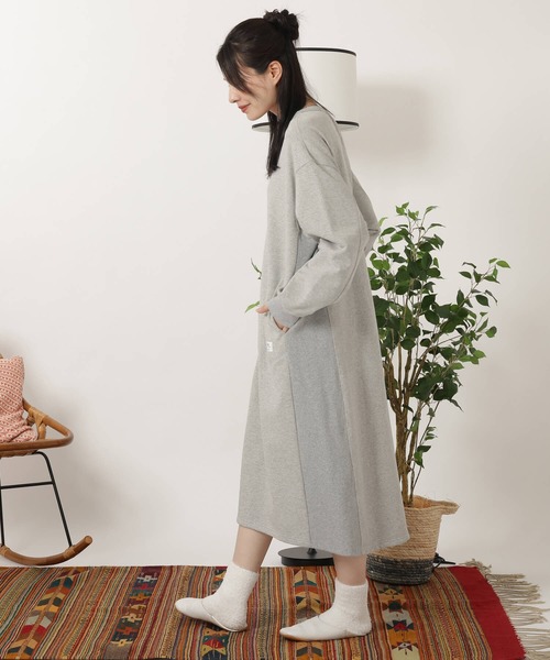 NANGA(ナンガ)の「ECO HYBRID CREW NECK ONE PIECE / エコハイブリッドクルーネックワンピース(ワンピース・レディース・オートミール/ライトグレー/ブラック/モカ・FREE)」の6枚目の写真