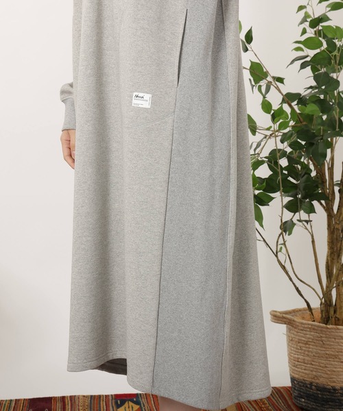 NANGA(ナンガ)の「ECO HYBRID CREW NECK ONE PIECE / エコハイブリッドクルーネックワンピース(ワンピース・レディース・オートミール/ライトグレー/ブラック/モカ・FREE)」の12枚目の写真