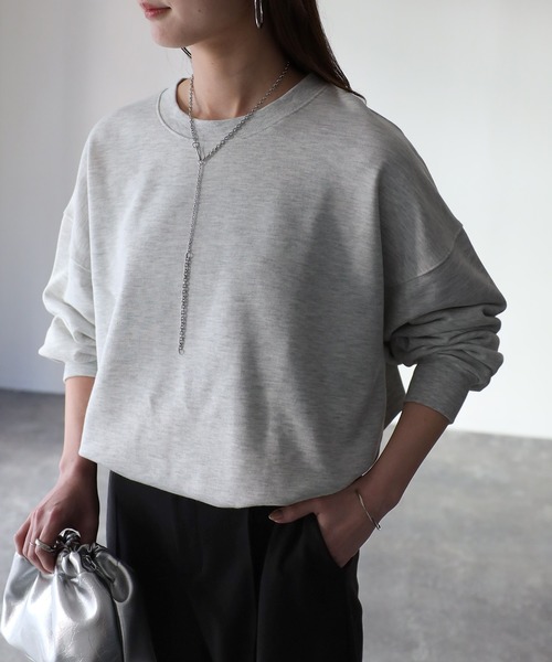 Riberry（リベリー）の「オーバーサイズスウェット（スウェット・レディース・チャコールグレー/ブラック/ネイビー/グリーン/アイボリー/オートミール・FREE）」の4枚目の写真