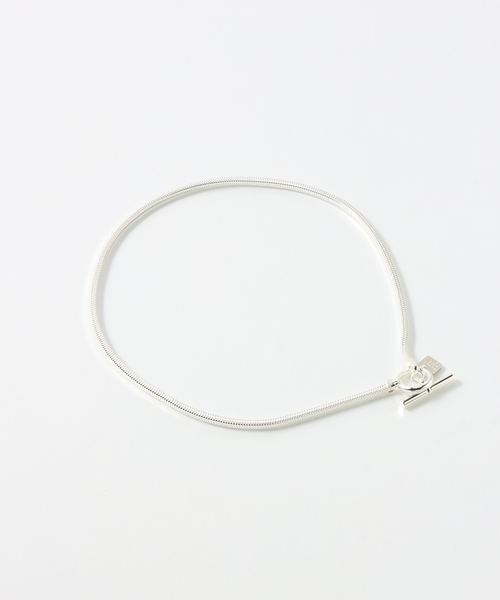 JOURNAL STANDARD（ジャーナルスタンダード）の「【On The Sunny Side Of The Street】SQUARE Snake Chain CHOCKER（ネックレス・メンズ・シルバー・FREE）」の2枚目の写真