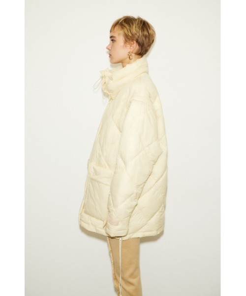 THROW by SLY（スローバイスライ）の「THROW 2WAY STAND PUFFER COAT 2ウェイ スタンド パッファー コート（ダウンジャケット/コート・レディース・アイボリー/ブラック・FREE）」の8枚目の写真
