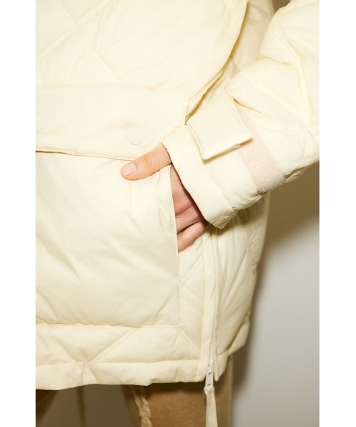 THROW by SLY（スローバイスライ）の「THROW 2WAY STAND PUFFER COAT 2ウェイ スタンド パッファー コート（ダウンジャケット/コート・レディース・アイボリー/ブラック・FREE）」の16枚目の写真
