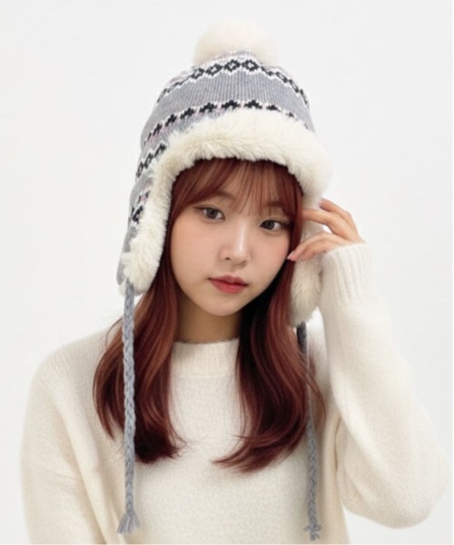 HIKA（ヒカ）の「【HIKA】イヤーフラップ付きジャガードCAP（ニットキャップ/ビーニー・レディース・ネイビー/マルチ/グレー/レッド/ベージュ・FREE）」の14枚目の写真