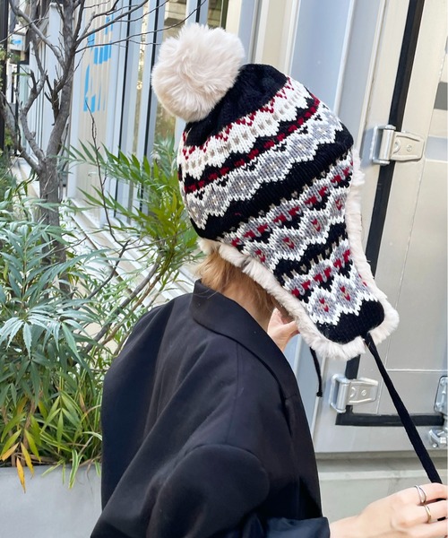 HIKA（ヒカ）の「【HIKA】イヤーフラップ付きジャガードCAP（ニットキャップ/ビーニー・レディース・ネイビー/マルチ/グレー/レッド/ベージュ・FREE）」の17枚目の写真