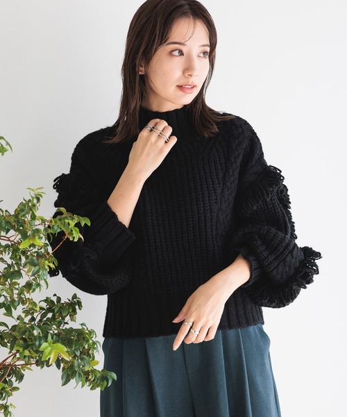 LEPSIM（レプシィム）の「3.5ゲージフリンジショートプルオーバー　983143（ニット/セーター・レディース・オフホワイト/ブラック・FREE）」の9枚目の写真