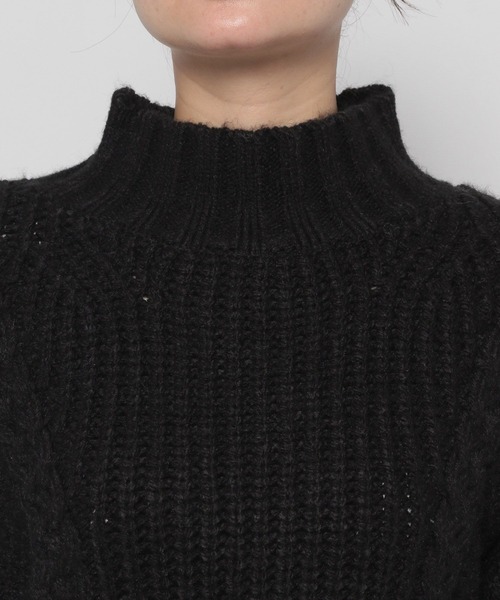 LEPSIM（レプシィム）の「3.5ゲージフリンジショートプルオーバー　983143（ニット/セーター・レディース・オフホワイト/ブラック・FREE）」の16枚目の写真