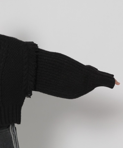 LEPSIM（レプシィム）の「3.5ゲージフリンジショートプルオーバー　983143（ニット/セーター・レディース・オフホワイト/ブラック・FREE）」の18枚目の写真