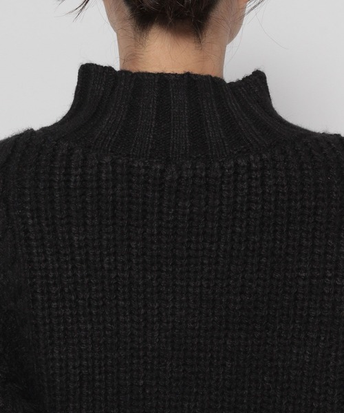 LEPSIM（レプシィム）の「3.5ゲージフリンジショートプルオーバー　983143（ニット/セーター・レディース・オフホワイト/ブラック・FREE）」の20枚目の写真