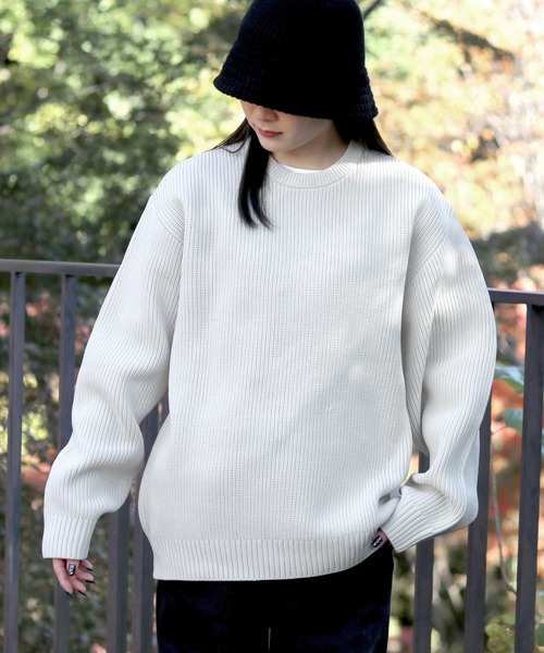 SITRY(シトリー)の「crew neck knit pull over/オーバーサイズ エコニット プルオーバー 吸水速乾 UVカット 洗濯可 帯電防止 抗ピリング(ニット/セーター・メンズ・ブラック/オフホワイト/チャコール/ブルー/グレイッシュベージュ・LL/M/L)」の10枚目の写真