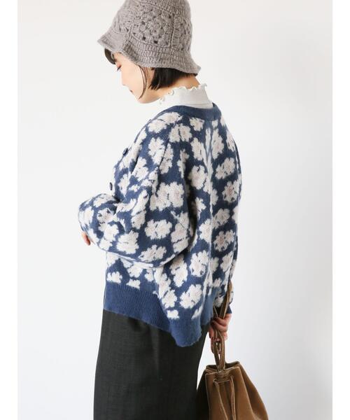 ehka sopo（エヘカソポ）の「花ジャカードクルーカーディガン（カーディガン/ボレロ・レディース・グレー/グリーン/ピンク/ベージュ/ブルー・F）」の9枚目の写真