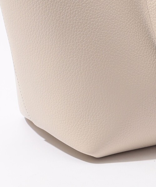 LORISTELLA（ロリステッラ）の「LORISTELLA ANGELINA トートバッグL（バックパック/リュック・レディース・ライトベージュ・FREE）」の7枚目の写真