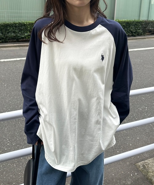 U.S. POLO ASSN.(ユーエスポロアッスン)の「RANAN/solleim別注【U.S.POLO ASSN.】ラグランフレアスリーブビッグシルエットロンT(Tシャツ/カットソー・レディース・オフホワイト/ホワイト×グレー/ホワイト×ネイビー/グレー系・S/M/L)」の3枚目の写真