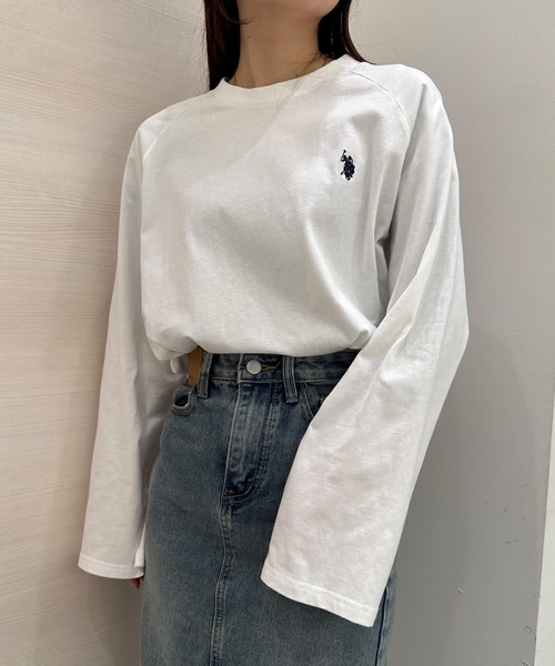 U.S. POLO ASSN.(ユーエスポロアッスン)の「RANAN/solleim別注【U.S.POLO ASSN.】ラグランフレアスリーブビッグシルエットロンT(Tシャツ/カットソー・レディース・オフホワイト/ホワイト×グレー/ホワイト×ネイビー/グレー系・S/M/L)」の2枚目の写真