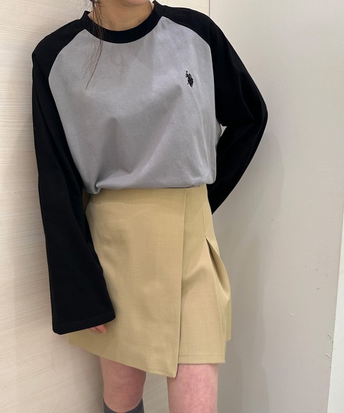 U.S. POLO ASSN.(ユーエスポロアッスン)の「RANAN/solleim別注【U.S.POLO ASSN.】ラグランフレアスリーブビッグシルエットロンT(Tシャツ/カットソー・レディース・オフホワイト/ホワイト×グレー/ホワイト×ネイビー/グレー系・S/M/L)」の10枚目の写真