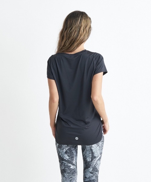 ROXY(ロキシー)の「SPIRITED TEE/ロキシー速乾UVカット付きフロントスクエアロゴ半袖カットソー(Tシャツ/カットソー・レディース・ホワイト/ブラック/ミント・SMALL/MEDIUM/LARGE)」の5枚目の写真
